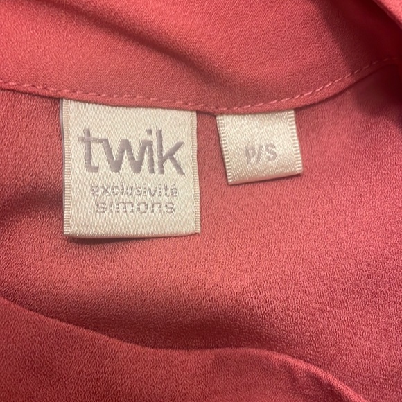 Twik Blouse - Picture 3 of 3